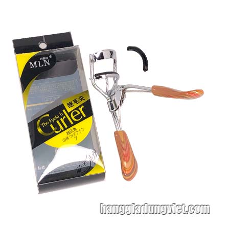 Dụng Cụ Bấm Mi Cán Gỗ