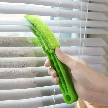 Dụng Cụ Làm Sạch Rèm Cửa
